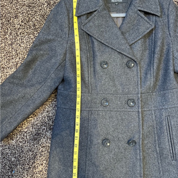 Kenneth Cole Women's Gray Wool Peacoat Sz 12 double breasted Fall/Winter Coat - Picture 12 of 16